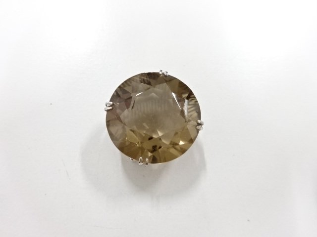 JAPANESE KIMONO / ANTIQUE SMOKY QUARTZ OBIDOME (SASH CLIP)